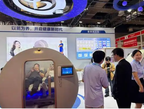 紧盯行业发展脉搏 星兴学院校长林鑫佑现身上海国际医疗器械展
